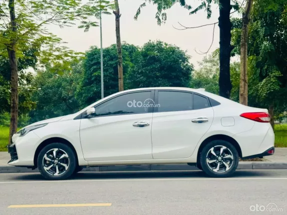Toyota Vios 1.5 E CVT 2023 - Vios E CVT 2023 Form mới, chạy 3vạn Full lịch sử bảo dưỡng hãng