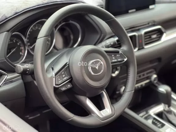 Mazda CX-5 2.0 Luxury 2021 - Một chủ từ mới chạy 5 vạn km. Nội thất rất Mới