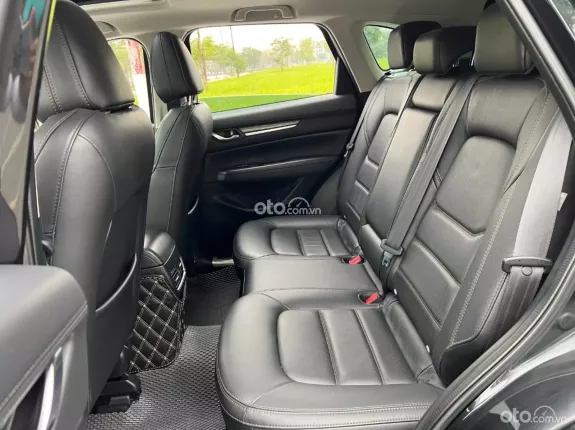 Mazda CX-5 2.0 Luxury 2021 - Một chủ từ mới chạy 5 vạn km. Nội thất rất Mới