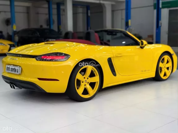 Porsche 718 Boxster 2024 - Chuẩn 1,100 km như mới