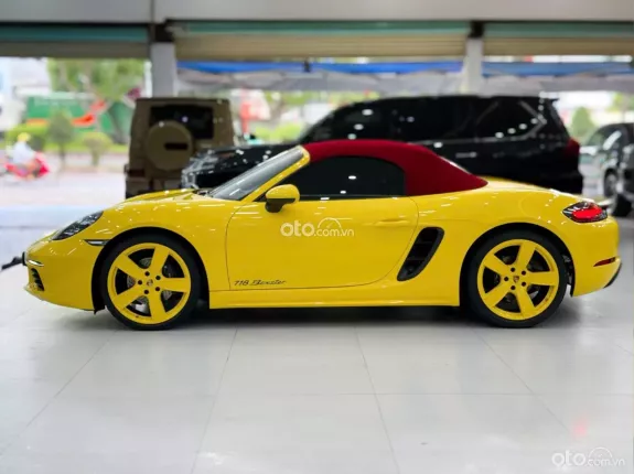 Porsche 718 Boxster 2024 - Chuẩn 1,100 km như mới