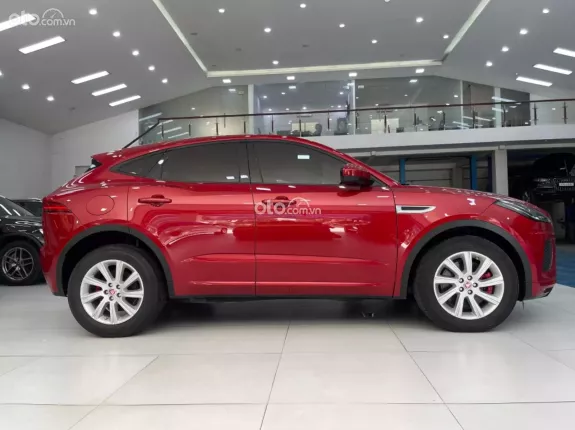 Jaguar E-Pace 2.0L I4 Tubrocharged R-Dynamic 2018 - Chuẩn 52,000 km