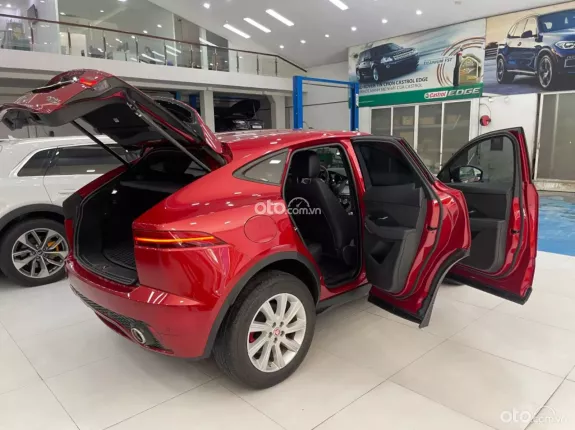 Jaguar E-Pace 2.0L I4 Tubrocharged R-Dynamic 2018 - Chuẩn 52,000 km