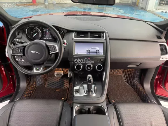 Jaguar E-Pace 2.0L I4 Tubrocharged R-Dynamic 2018 - Chuẩn 52,000 km