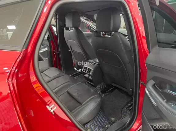 Jaguar E-Pace 2.0L I4 Tubrocharged R-Dynamic 2018 - Chuẩn 52,000 km