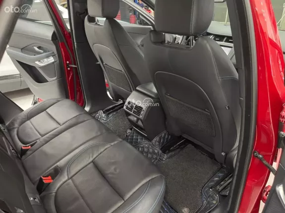 Jaguar E-Pace 2.0L I4 Tubrocharged R-Dynamic 2018 - Chuẩn 52,000 km