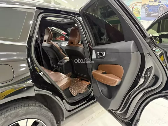 Volvo XC60 T8 AWD Recharge 2022 - Full bảo dưỡng Hãng