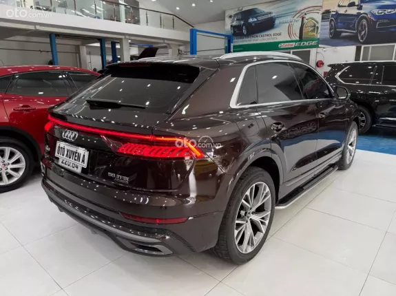 Audi Q8 55 TFSI Quattro 2021 - Chạy ít 17,000 km