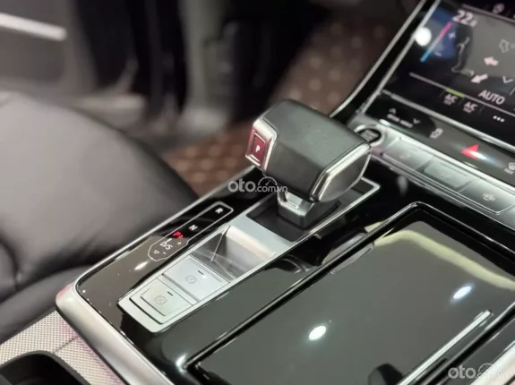 Audi Q8 55 TFSI Quattro 2021 - Chạy ít 17,000 km