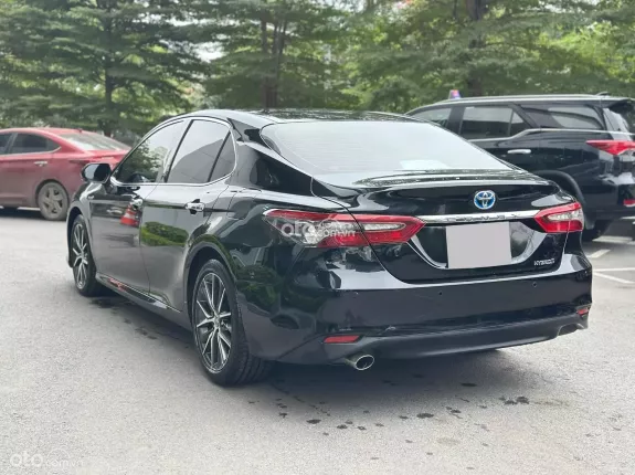 Toyota Camry 2.5HV 2022 - Cực đẹp BH chính hãng Toyota Sure