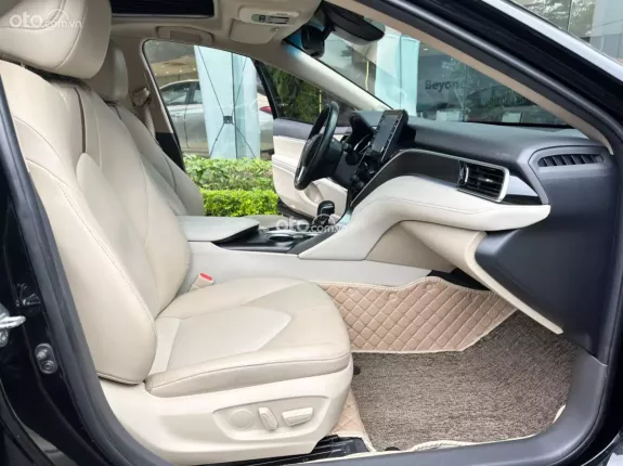Toyota Camry 2.5HV 2022 - Cực đẹp BH chính hãng Toyota Sure