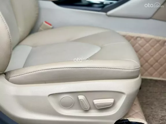 Toyota Camry 2.5HV 2022 - Cực đẹp BH chính hãng Toyota Sure