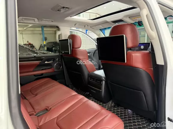 Lexus LX 570 Super Sport 2018 - 93,000 km