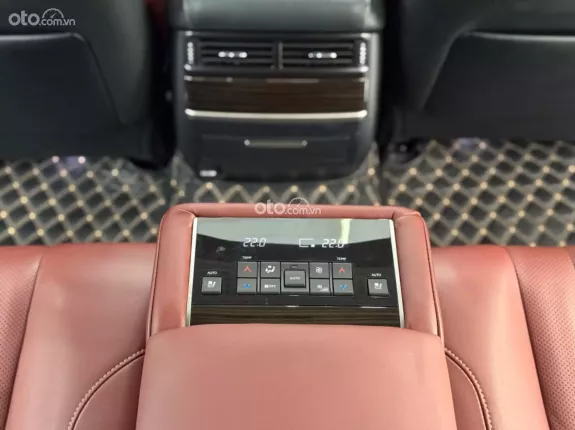 Lexus LX 570 Super Sport 2018 - 93,000 km