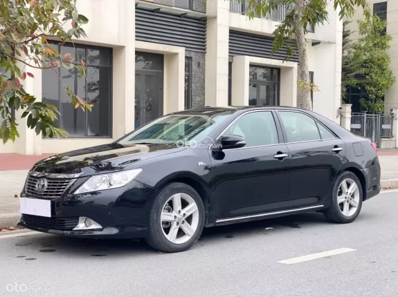 Toyota Camry 2.5Q 2013 - Biển Hà Nội. Xe giữ gì đi cực ít