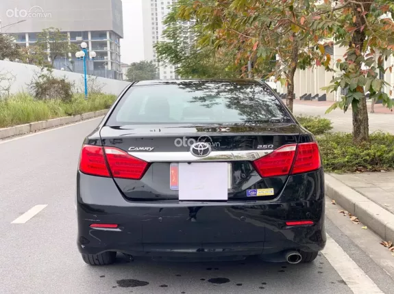 Toyota Camry 2.5Q 2013 - Biển Hà Nội. Xe giữ gì đi cực ít