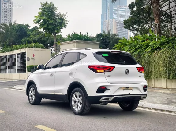 MG ZS 1.5 2WD STD+ 2024 - 20.000km