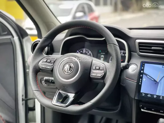 MG ZS 1.5 2WD STD+ 2024 - 20.000km