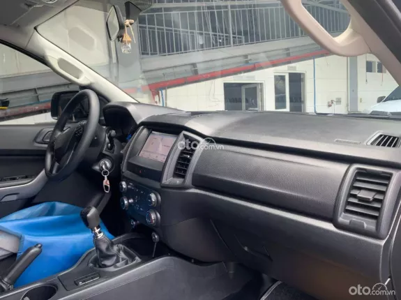 Ford Ranger XLS 2.2 4x2 MT 2020 - FORD RANGER 2020 SỐ SÀN_XE GIA ĐÌNH ĐI RẤT KỸ
