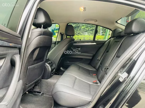 BMW 520i Luxury Line 2014 - Đen sang trọng, Đồ chơi khủng, Giá cực HOT!