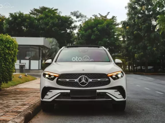 Mercedes-Benz GLC 300 4Matic 2023 - Mercedes GLC300 4Matic 2023 siêu lướt 11.000km như xe thùng