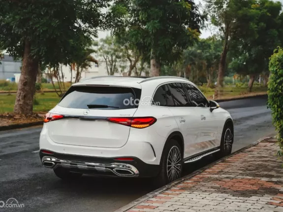 Mercedes-Benz GLC 300 4Matic 2023 - Mercedes GLC300 4Matic 2023 siêu lướt 11.000km như xe thùng