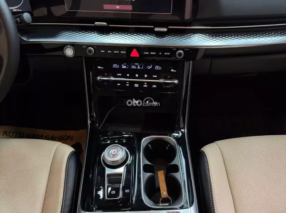 Kia Carnival 2.2D Premium 2023 - Đầy đủ lịch sử hãng, chất lượng đảm bảo