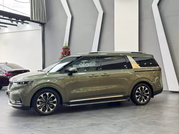 Kia Carnival 2.2D Premium 2023 - Đầy đủ lịch sử hãng, chất lượng đảm bảo