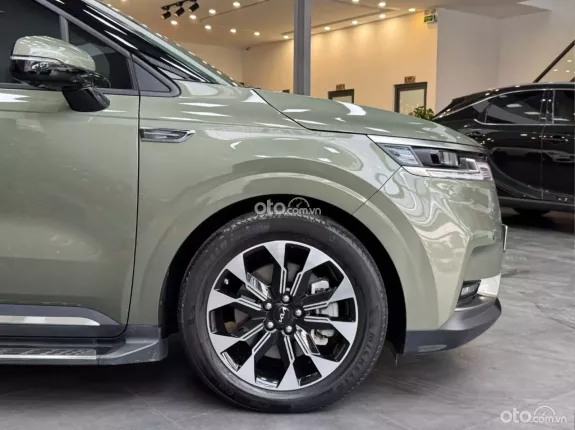 Kia Carnival 2.2D Premium 2023 - Đầy đủ lịch sử hãng, chất lượng đảm bảo