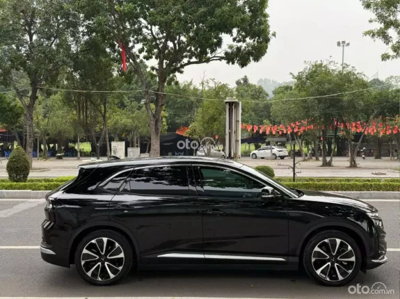 VinFast VF8 Plus 2025 - Xe điện cao cấp chạy lướt giá tốt