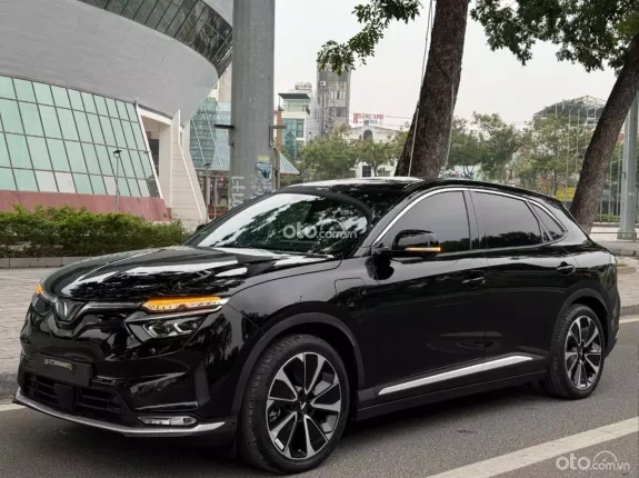VinFast VF8 Plus 2025 - Xe điện cao cấp chạy lướt giá tốt