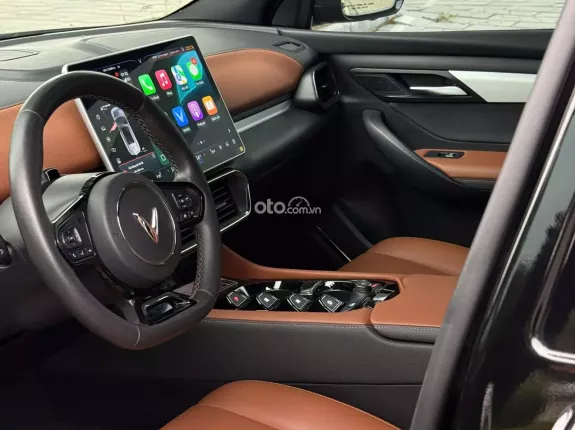 VinFast VF8 Plus 2025 - Xe điện cao cấp chạy lướt giá tốt