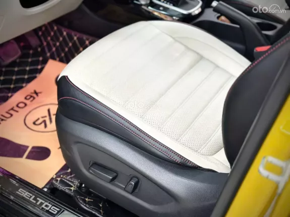 Kia Seltos 1.6 Premium 2020 - Xe SUV siêu lướt 2020, ODO chỉ 20.000km