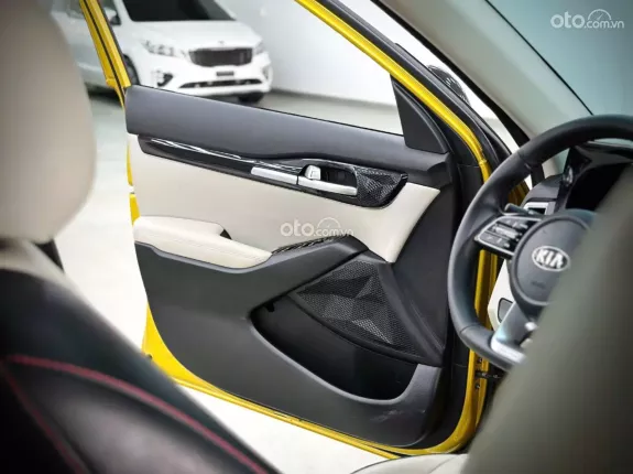 Kia Seltos 1.6 Premium 2020 - Xe SUV siêu lướt 2020, ODO chỉ 20.000km