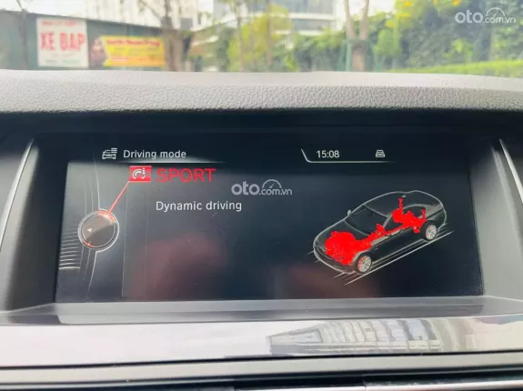 BMW 520i Luxury Line 2014 - Đen sang trọng, Đồ chơi khủng, Giá cực HOT!