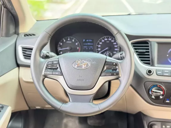 Hyundai Accent 1.4 AT 2019 - Một chủ từ mới rất đẹp