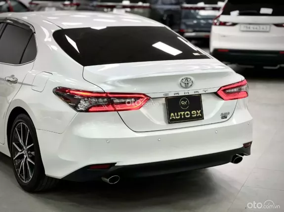 Toyota Camry 2.5Q 2021 - Động cơ mạnh mẽ, tiết kiệm nhiên liệu