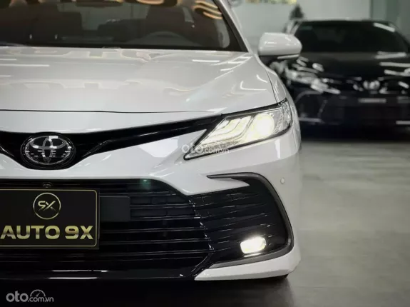 Toyota Camry 2.5Q 2021 - Động cơ mạnh mẽ, tiết kiệm nhiên liệu