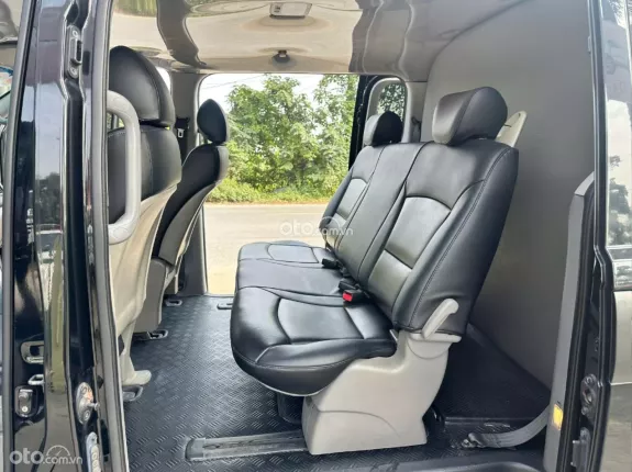 Hyundai Grand Starex 2.4 MT 2008 - Bán Huyndai Starex chở tiền 5 chỗ, đời 2008, xe ko niên hạn, máy dầu