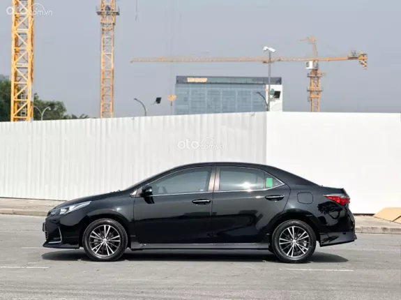 Toyota Corolla Altis 1.8E CVT 2020 - Duy nhất 1 viên thị trường