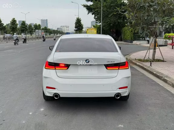 BMW 320i Sport Line 2024 - BMW 320i Sport Line LCI 2024 siêu lướt 3.200km cực đẹp