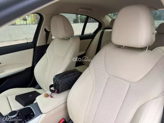 BMW 320i Sport Line 2024 - BMW 320i Sport Line LCI 2024 siêu lướt 3.200km cực đẹp