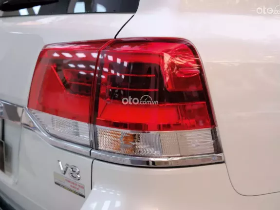 Toyota Land Cruiser VX 4.6 V8 2020 - Sơn zin 100% giá 4390 triệu