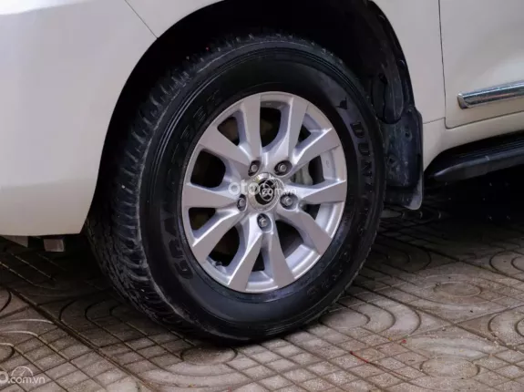 Toyota Land Cruiser VX 4.6 V8 2020 - Sơn zin 100% giá 4390 triệu