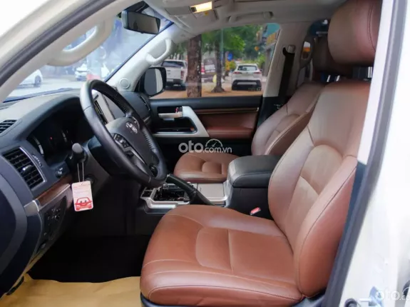 Toyota Land Cruiser VX 4.6 V8 2020 - Sơn zin 100% giá 4390 triệu