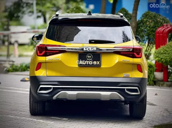 Kia Seltos 1.4 Premium 2022 - Options hiện đại, camera lùi, ghế chỉnh điện