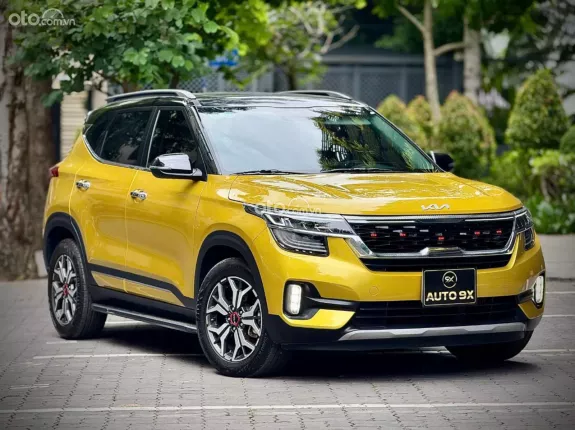 Kia Seltos 1.4 Premium 2022 - Options hiện đại, camera lùi, ghế chỉnh điện