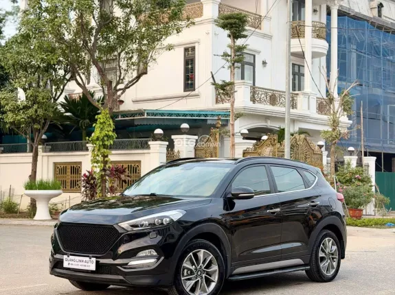 Hyundai Tucson 2.0 Đặc biệt 2018 - Một chủ từ mới chuẩn km đi