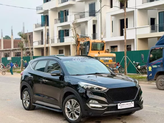 Hyundai Tucson 2.0 Đặc biệt 2018 - Một chủ từ mới chuẩn km đi