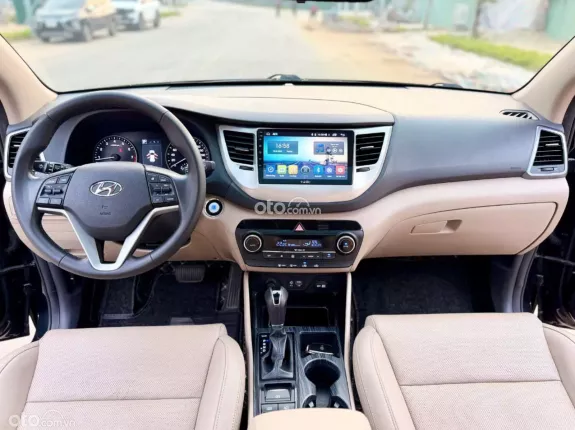 Hyundai Tucson 2.0 Đặc biệt 2018 - Một chủ từ mới chuẩn km đi